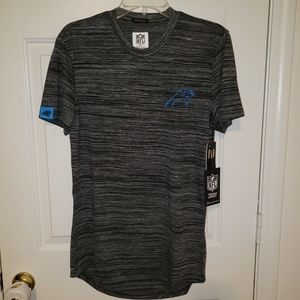 NEW Small Carolina Panthers tee